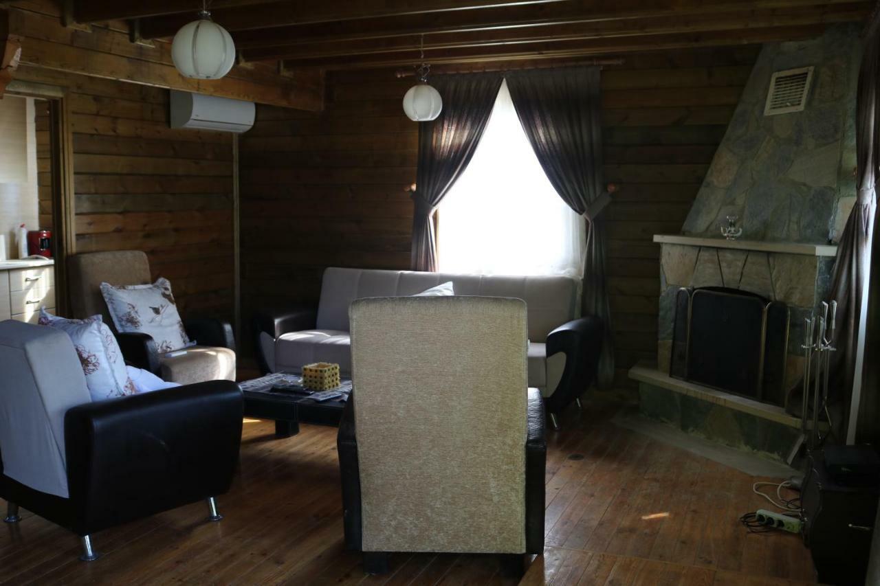 Castle Nolana Hotel Geredeli Екстериор снимка