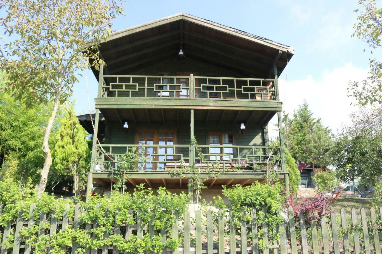 Castle Nolana Hotel Geredeli Екстериор снимка