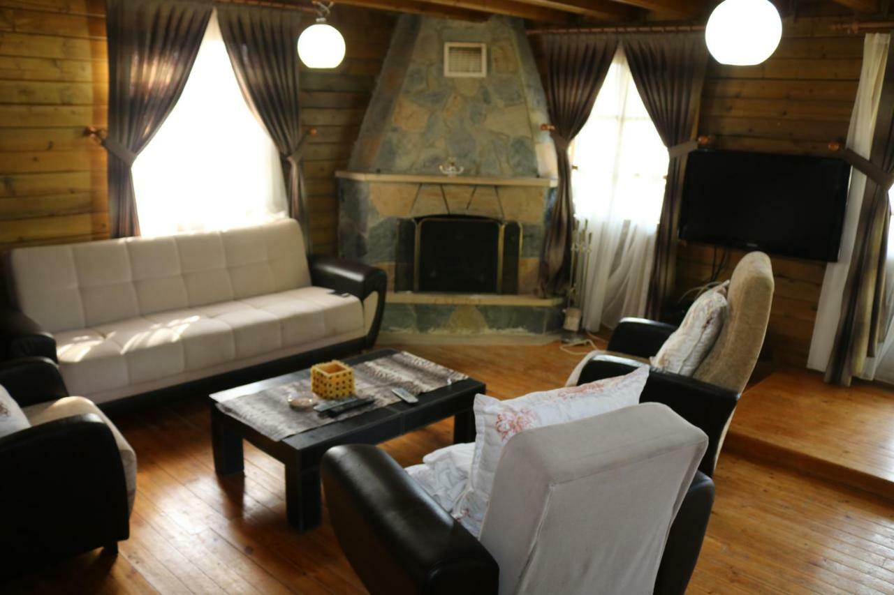 Castle Nolana Hotel Geredeli Екстериор снимка