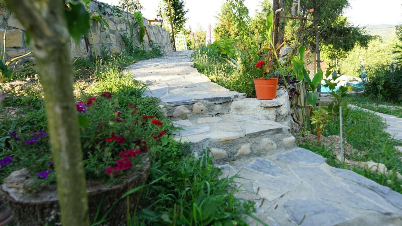 Castle Nolana Hotel Geredeli Екстериор снимка